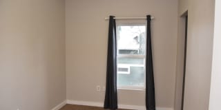 3 Bedroom 1.5 Bath Hilltop 2 Story Home Gallery 13