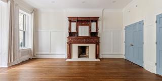 129 East 61st Street Gallery 6