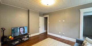 5 Bed/ 2 Bath on Fairview mins. from UC Campus Only $575/pp ($2,875/mo) + Free Wifi! AND a $250 sign on bonus!!! Gallery 19