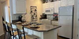 Peninsular Place Apartments - Student Housing Gallery 22