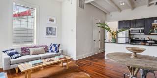 1BD/1BA in Bywater, Central Air, W/D in Unit, Private Back Patio. Gallery 1