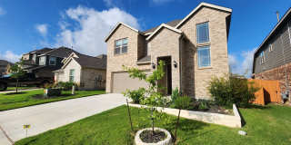 4/3.5/2 with Game Room in Meyer Ranch / Fridge, Washer, Dryer Included / Meyer Ranch Amenities / CISD Gallery 1