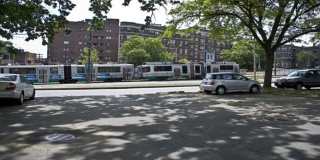 Charming 2 Bedroom-No Broker Fee Gallery 1