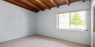 1935 W 1st Gallery 18