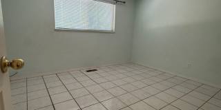 SIZEABLE 3 BED 2 BATH HOME IN THE STARLIGHT SUBDIVISION Gallery 13