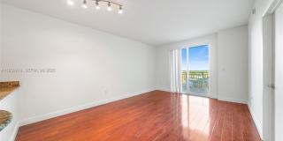 7280 SW 90th St Gallery 2