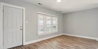 831-833 Lilley Ave Gallery 15