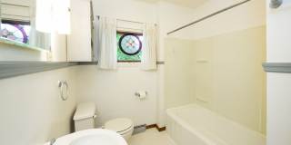 Crestmont Avenue House! Gallery 10