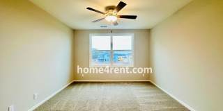 Nearly New Luxury Home in Blue Valley Schools! Gallery 56