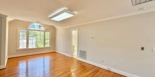 1610 Ridge Road Gallery 37