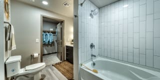 The Rey Downtown Gallery 20