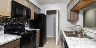 Stoneleigh Apartments Gallery 22