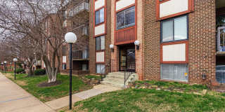 9728 KINGSBRIDGE Drive Gallery 1
