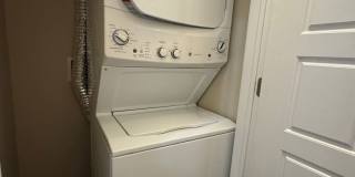 1301 SW Washington apt 3- AVAILABLE NOW! Gallery 7