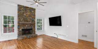 1185 Stephens St Gallery 6