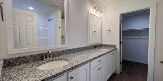 Nice Newer Duplexes Near XNA and Bentonville Gallery 41