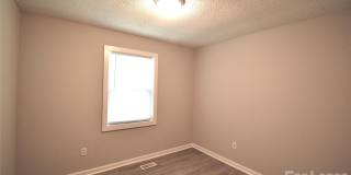 104 S Gregory Street Gallery 12