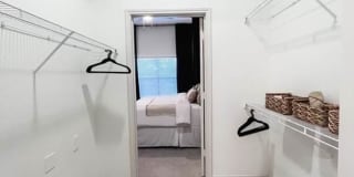 Lavella Gallery 8