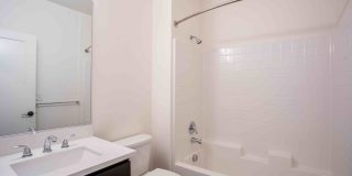 The Angelino Gallery 22