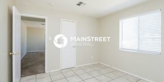 2235 East Nancy Lane Gallery 10