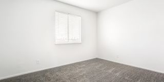 ADORABLE TOWN HOME with BALCONY and a GREAT SIZE PATIO/"BACKYARD" Gallery 19