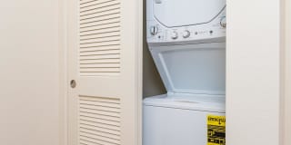 Midtown Apartments Gallery 16