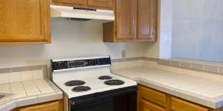 Waterfront 2BR 2B Condo Lower Level, gated with tennis,pool,spa,PRIVATE BEACH/DOCK Gallery 16