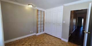 A Fabulous 3 Bedroom Townhome Centrally located. Gallery 37