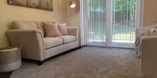 2840 Newton Place Gallery 1