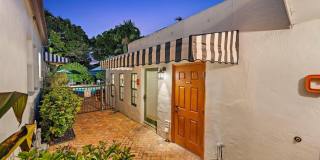 400 33rd Street Gallery 10