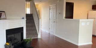 Beautiful Townhome in Ballantyne Gallery 6