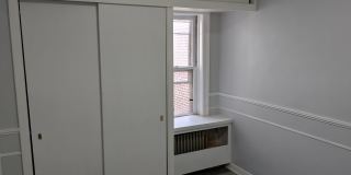 72 WASHINGTON Street Gallery 15