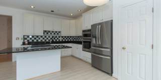 13559 FLOWERFIELD Gallery 10