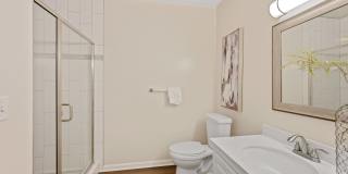 Roebling Row Gallery 64