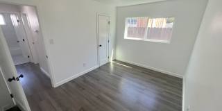 3572 Nile Street Gallery 3