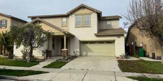 6 bedroom 4.5 baths in Corona CA Gallery 1