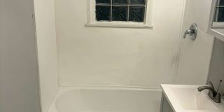 3214 North 41st Street - upper Gallery 4