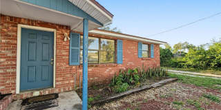 5512 PINE Street Gallery 1