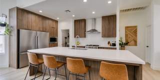 7210 Shallowford Avenue Gallery 24