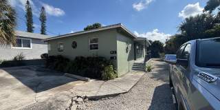 812 10th Street Gallery 17