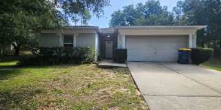 Welcome Home to Space, Convenience, and Minneola Charm! Gallery 1