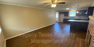 101 Donna St Gallery 1