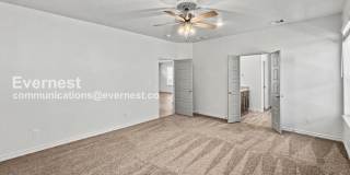 2236 Hornbeam Street Gallery 10