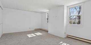 183 Auburn St unit: 183 Gallery 8