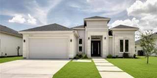 3100 E Zinnia Avenue Gallery 1