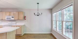 Charming 3 Bedroom Home Gallery 11