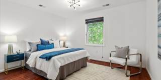 Stylish Trinidad 2BR/2BA Condo with Contemporary Upgrades and Skylights Gallery 9