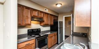 Available now! 2 bed 2 bath with wood burning fireplace in Dublin City Schools! Gallery 27