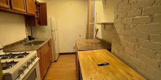 214 8th Street Gallery 1