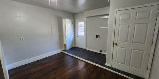 Remodeled 3 bedroom 1 bathroom house in Edmond, OK close to UCO with granite and stainless-steel appliances Gallery 17
